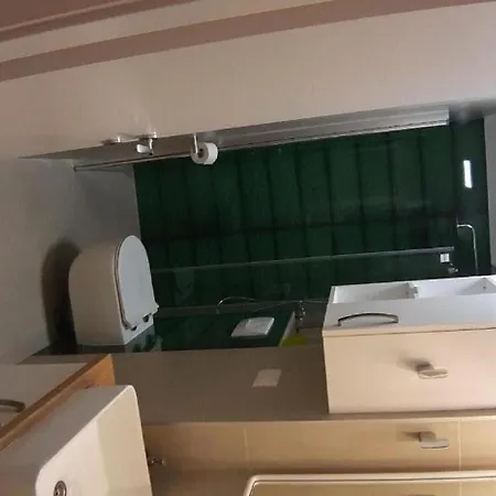 شقة Mit Balkon Fuer Zwei Personen بودْسْتغانا